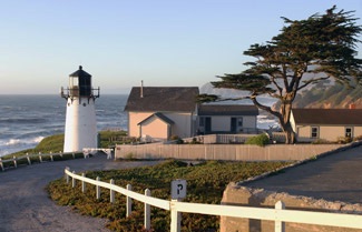 Trail markers of the sea