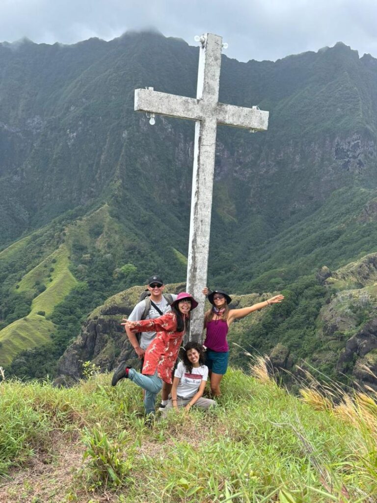 Fatu hiva ovive crew