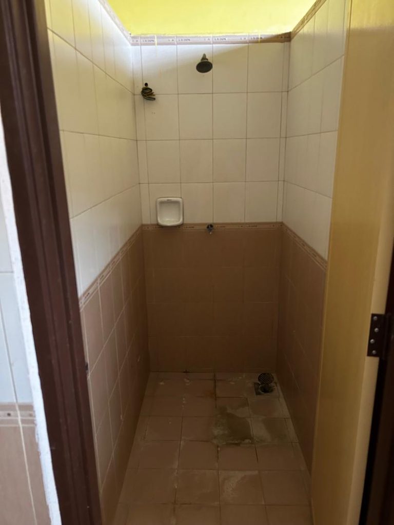 Showers at Pulau Indah Marina